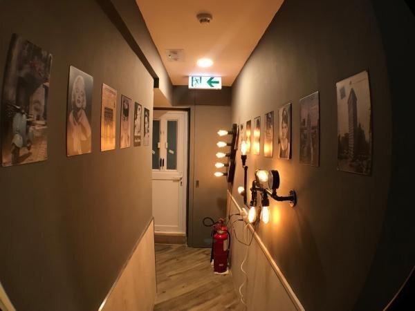 Гонконг: Tong Luo Wan Hostel