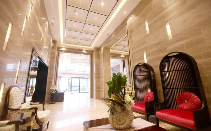 Яньтай: LongFor Holiday Hotel Yantai