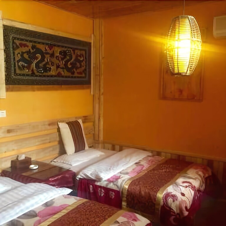 Сунпань: Amdo Coffee House Inn