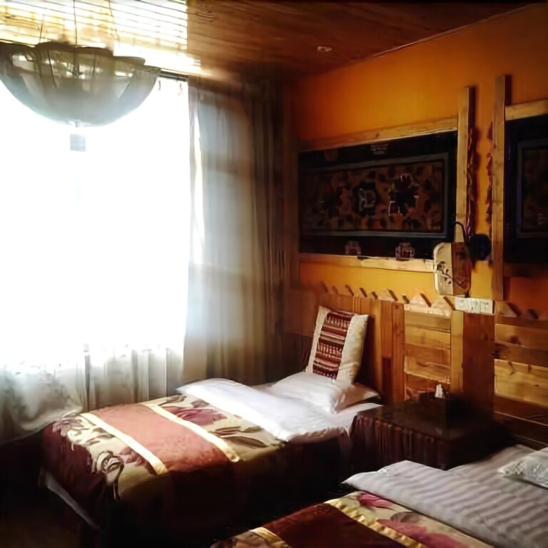 Сунпань: Amdo Coffee House Inn