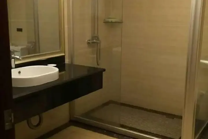 Шаогуань: Jiahua Business Hotel