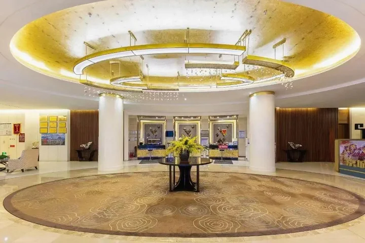 Чжанцзякоу: Rezen Hotel Bluewish Zhangjiakou Xiahuayuan