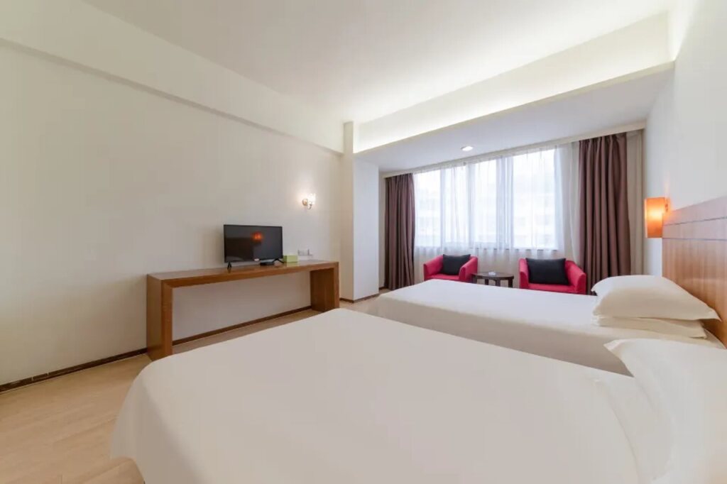 Хойчжоу: Jinjiang Inn Style Huizhou Xihu Park Pedestrian Street