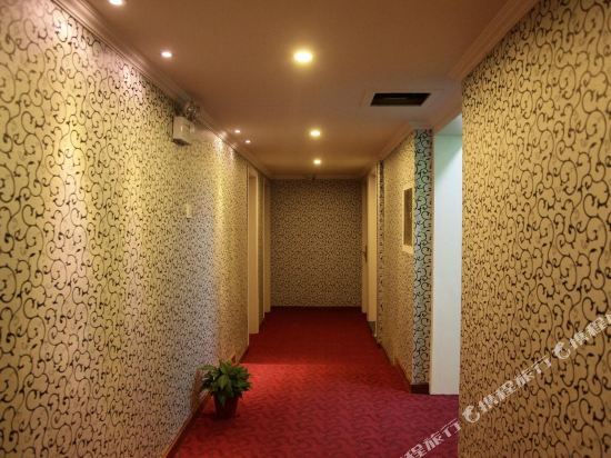 Цзясинь: Jiucheng Shiguang Wuzhen Boutique Hostel