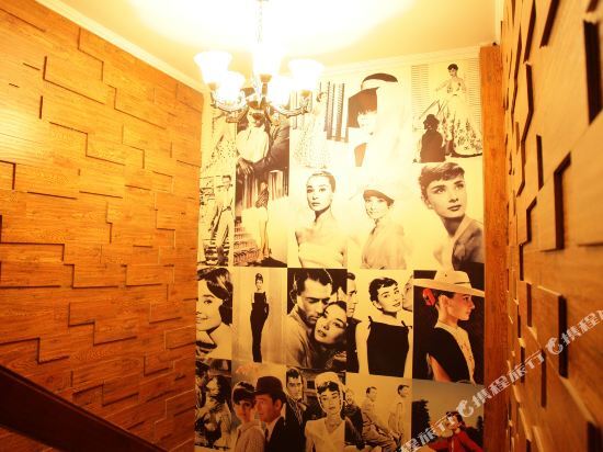 Цзясинь: Jiucheng Shiguang Wuzhen Boutique Hostel