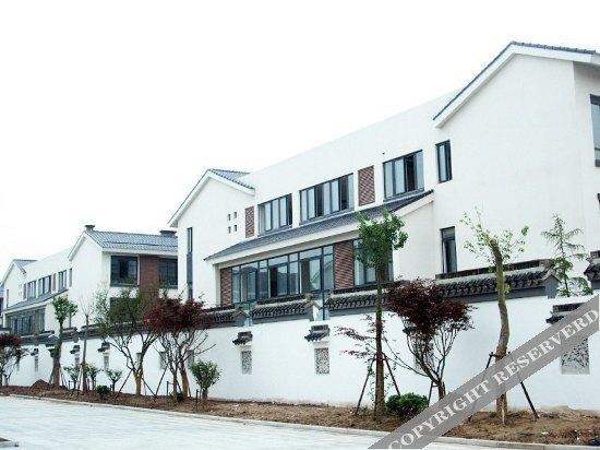 Яньчэн: 盐城千鹤湾温泉度假酒店