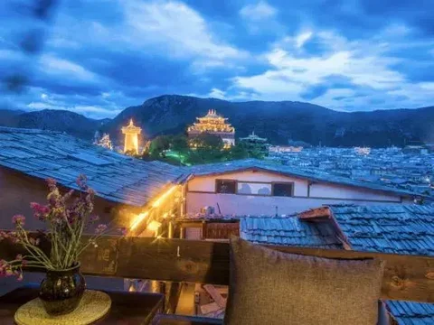 Шангри-Ла: Lai Sang Zhuokang Inn