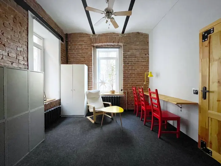 Санкт-Петербург: Хостел BookCase Hotel&Hostel