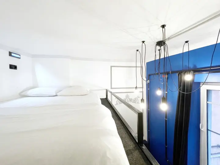 Санкт-Петербург: Хостел BookCase Hotel&Hostel