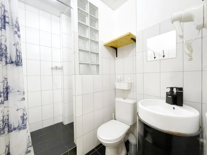 Санкт-Петербург: Хостел BookCase Hotel&Hostel