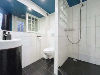 Санкт-Петербург: Хостел BookCase Hotel&Hostel