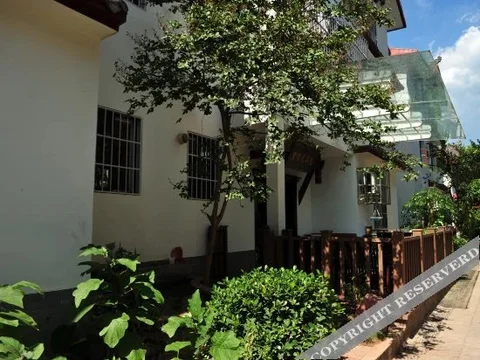 Сичан: Xichang of Sichuan Purple Neem Inn