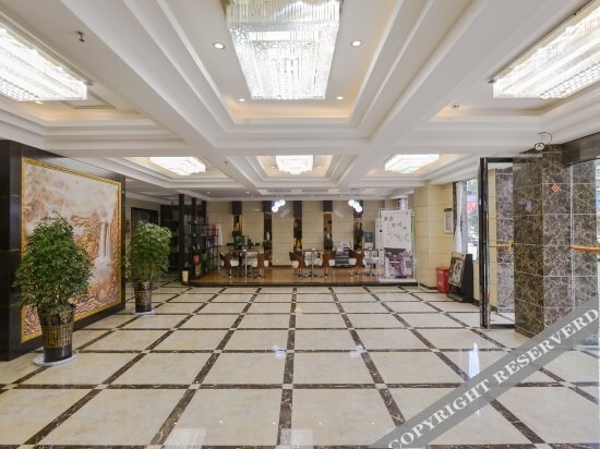 Аньшунь: Bernard Hotel