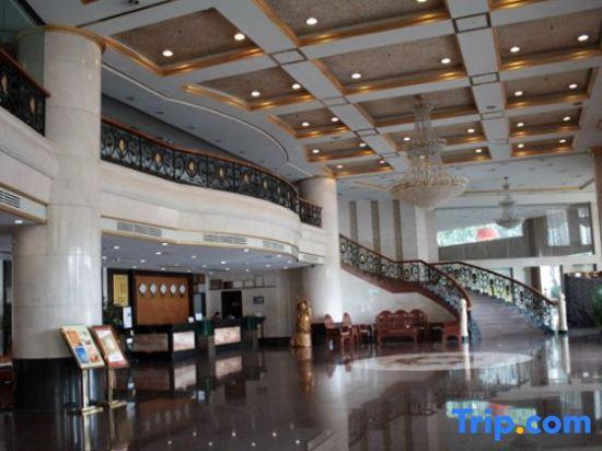 Фошань: The Dynast's Hotel