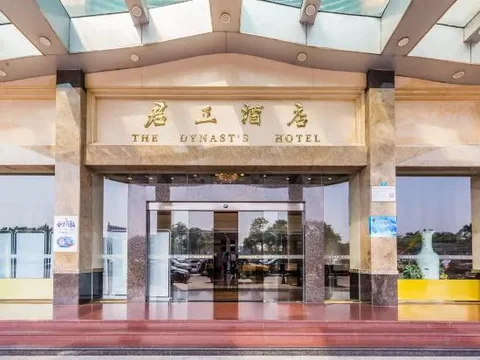 Фошань: The Dynast's Hotel