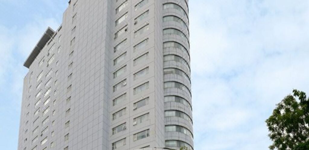 Наньнин: Mirage Hotel