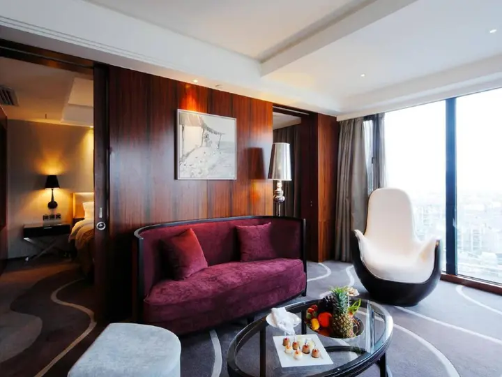 Хуаншань: DW Hotels