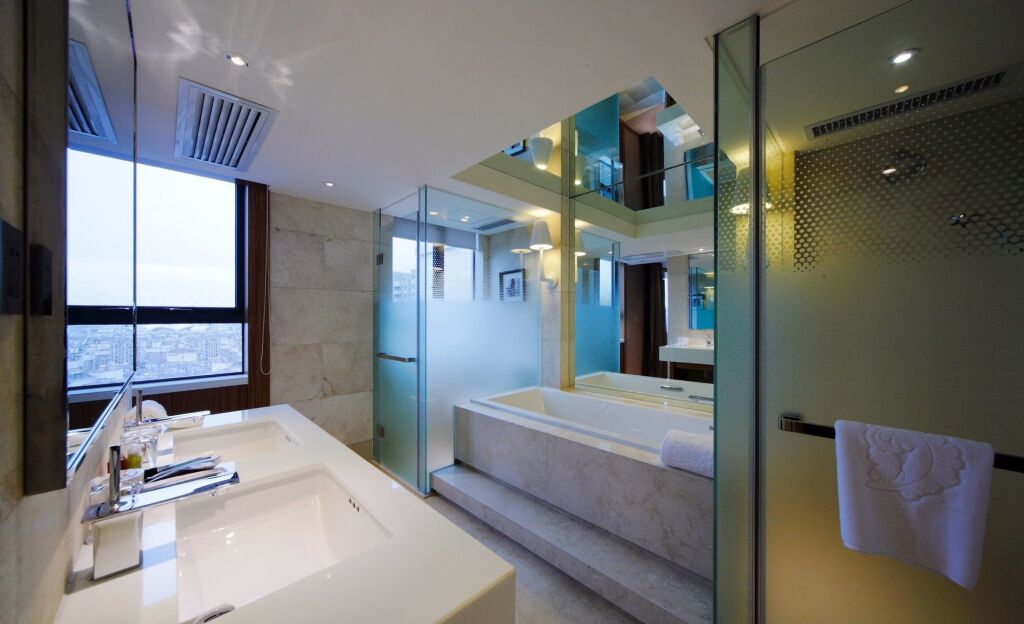 Хуаншань: DW Hotels