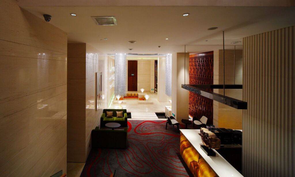 Хуаншань: DW Hotels