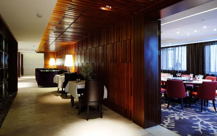 Хуаншань: DW Hotels