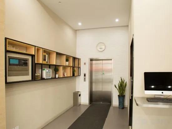 Шанхай: Ripple Hotel (Shanghai Xinqiao Town)