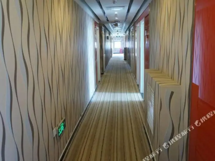 Лянфан: Shankee Hotel (Langfang Xianghe No.1 Middle School Jiamei Furniture City)