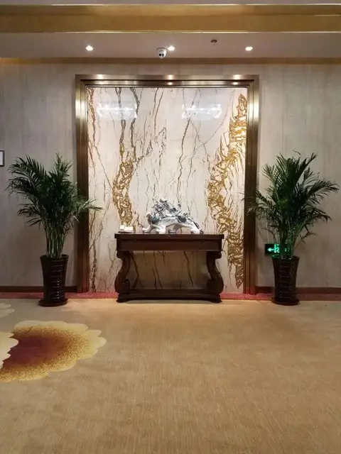 Харбин: Harbin Eaself Hotel