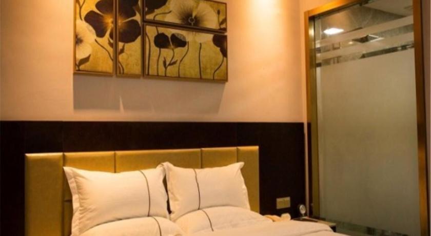 Харбин: Harbin Eaself Hotel