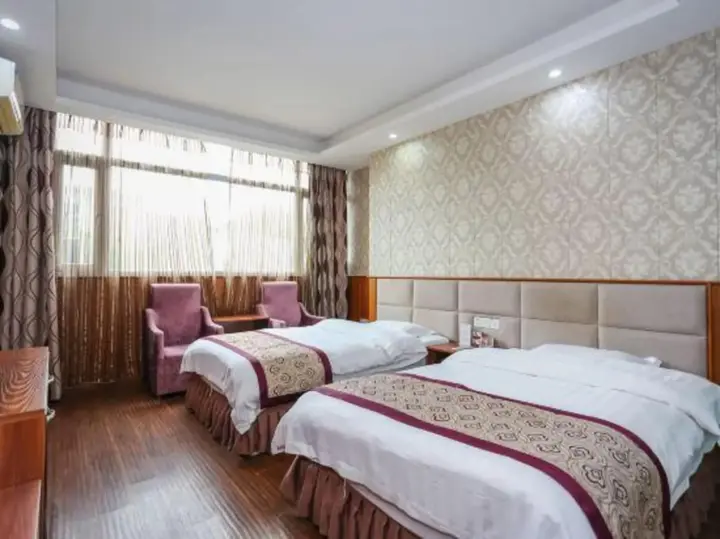 Наньчун: Gangwan Business Hotel