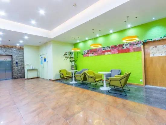 Ханчжоу: Hi Inn Hotel (Hangzhou Binjiang Jiangnan Avenue Baolong City)