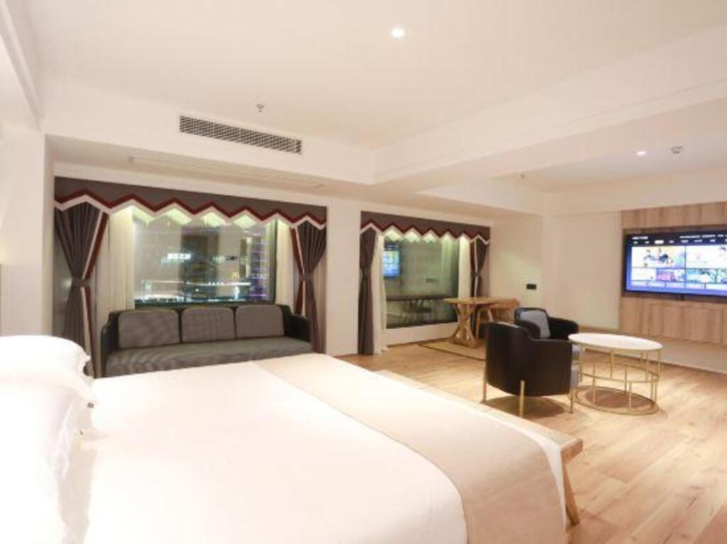 Хайкоу: Ziyoudao Hotel (Haikou Haixiu Road Riyue Duty Free Shop)