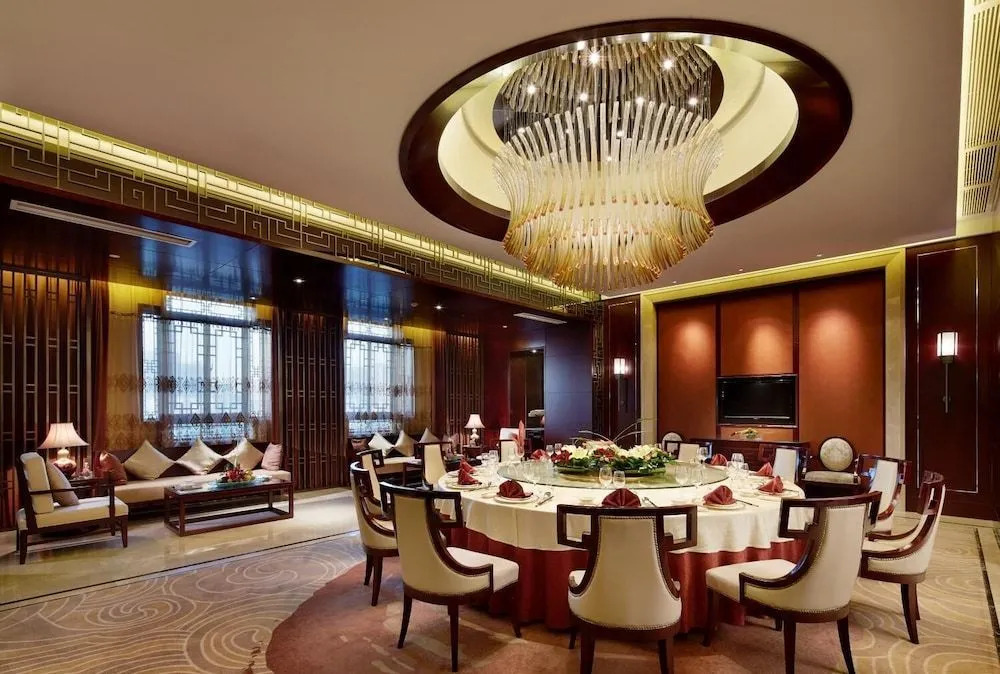 Яньчэн: Mingcheng Jinjiang Hotel