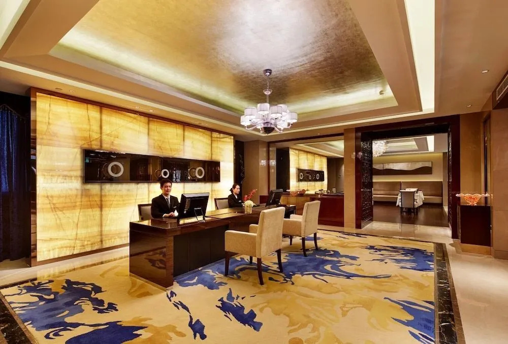 Яньчэн: Mingcheng Jinjiang Hotel