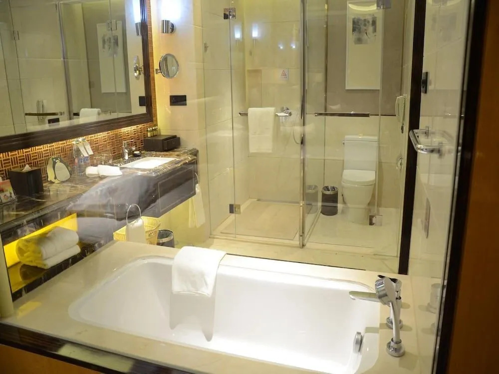 Яньчэн: Mingcheng Jinjiang Hotel