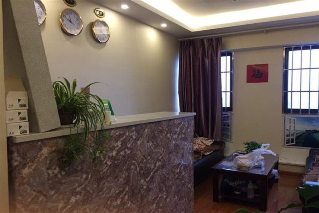 Куньмин: OYO Kunming Yazhong Hotel