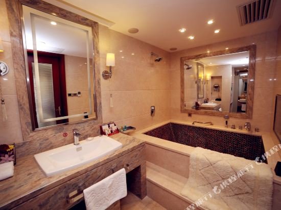 Фусинь: FuxinXishan Hotel