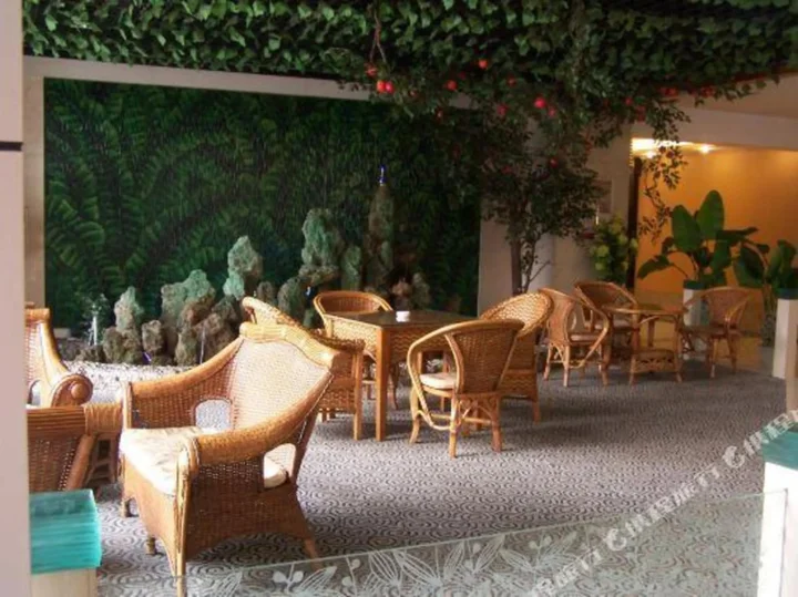 Цзиньчжун: Jintong Hotel