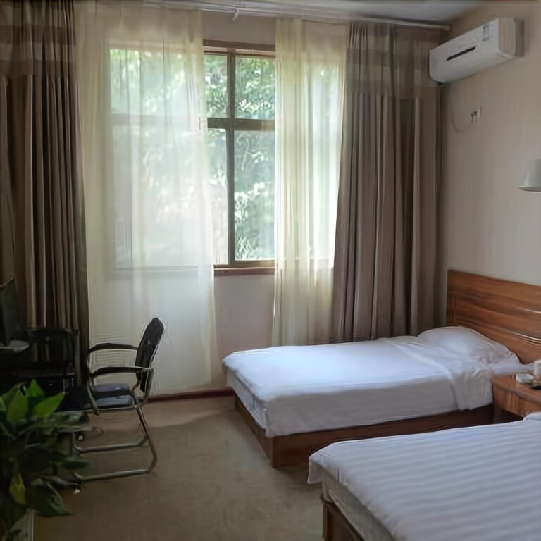 Вэйнань: Yuquan Hotel