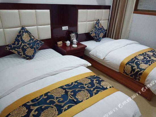 Вэйнань: Yuquan Hotel