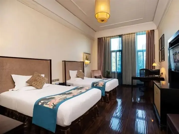 Пуян: Biway Express Hotel - Puyang Jingkai Road