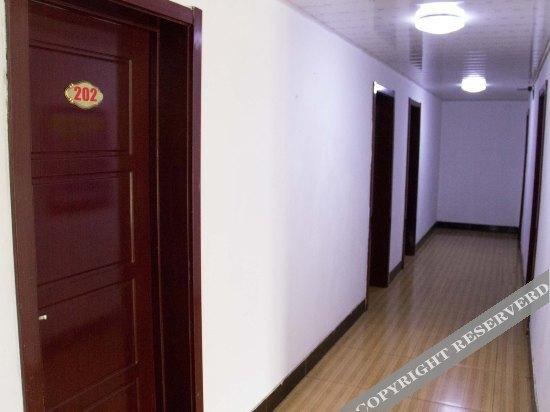 Таншань: Ronghui Business Hotel