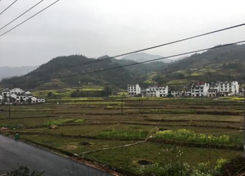 Шанграо: Lingshang Renjia Inn