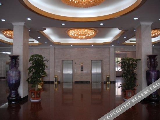 Пуян: Puyang Hotel