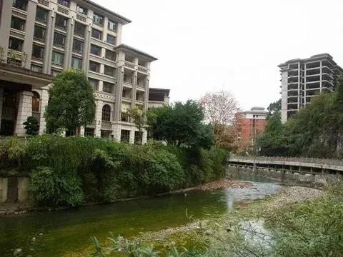 Чунцин: Jinfoshanwenquanjiari Hotel
