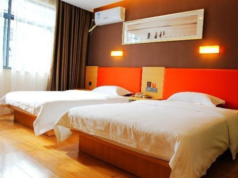 Чунцин: 7 Days Premium (Chongqing Fuling Binjiang Avenue)