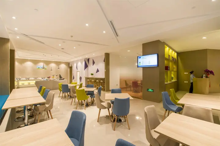 Чэндэ: Holiday Inn Express Chengde Downtown