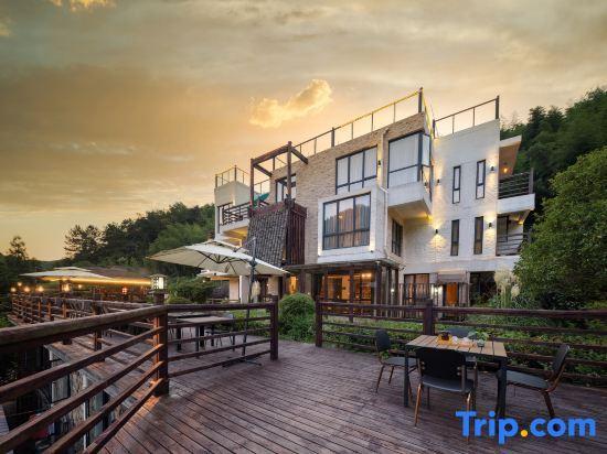 Хучжоу: Cloud Mirror Holiday Hostel