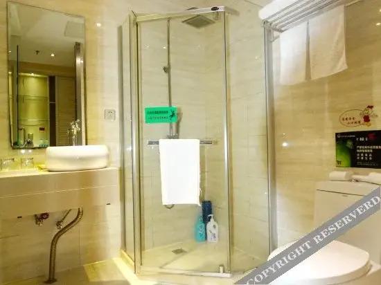 Цзясинь: Haige Hotel