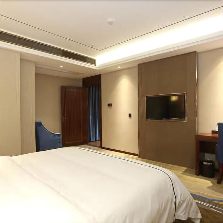 Чанша: Huihe Hotel (Huojucun Metro Station)
