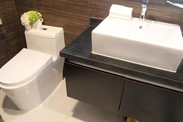 Яньтай: Days Inn Business Place Goldwin Yantai
